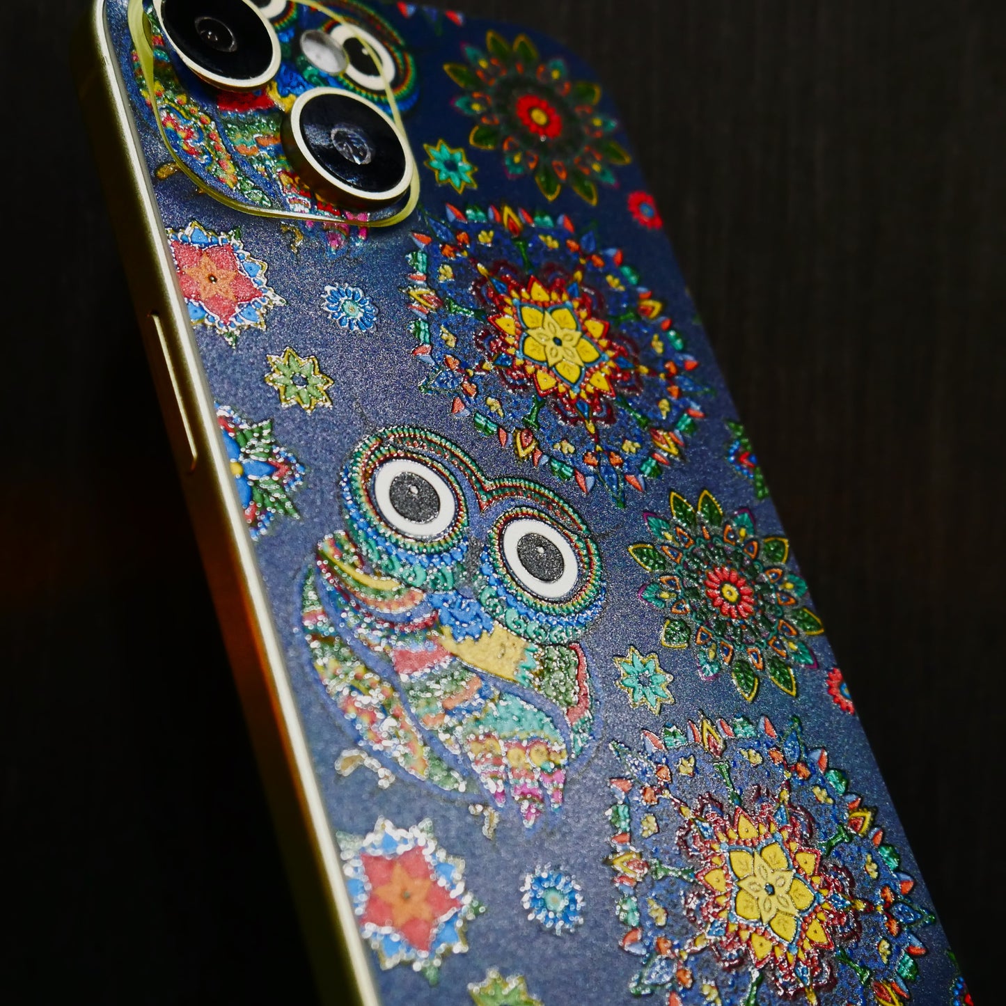 NOCTURN ART EMBOSSED SKIN
