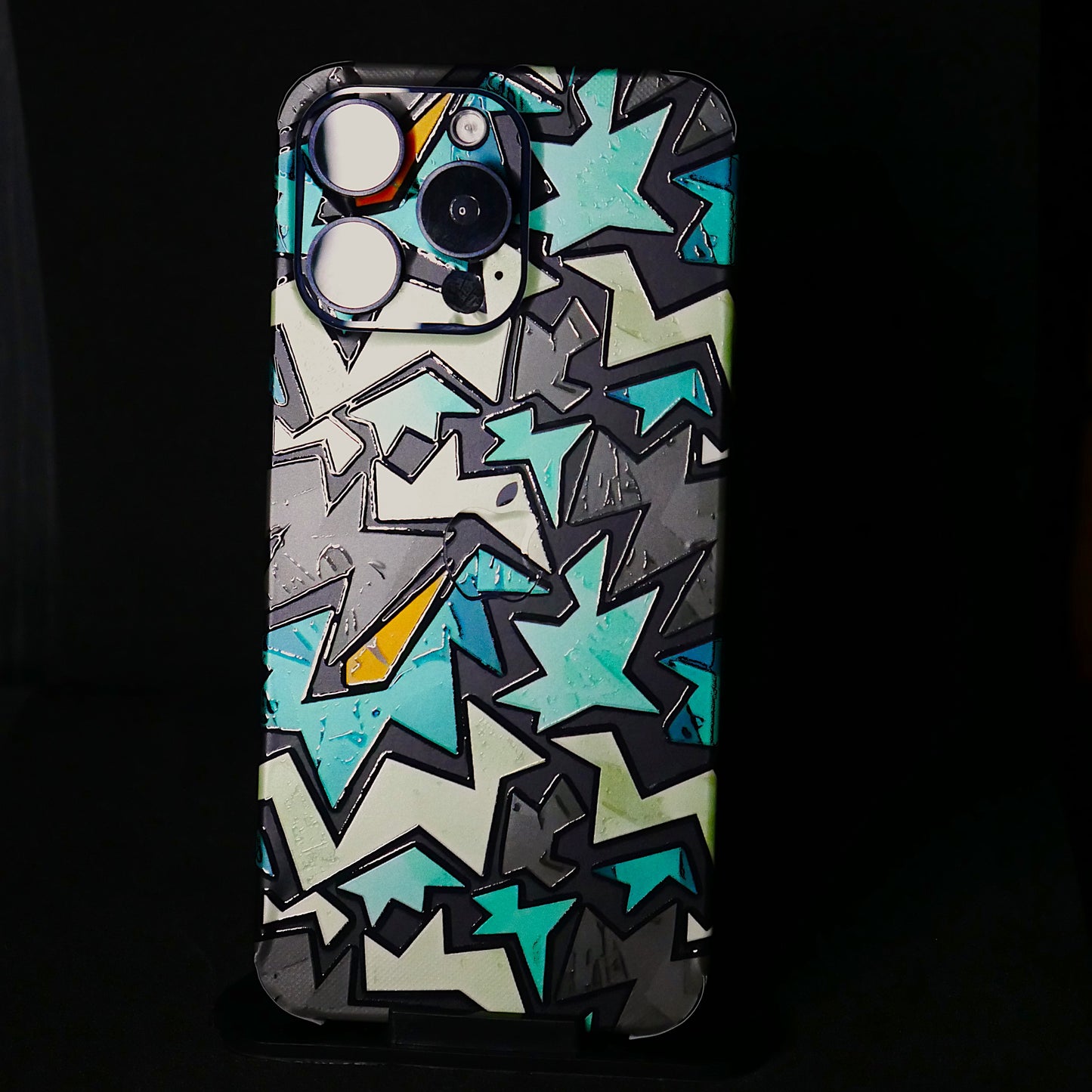 THE AMOEBA EMBOSSED SKIN